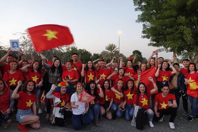 Đặc biệt, chuyến bay khứ hồi này được công ty trên hoàn toàn miễn phí cho các CĐV để tiếp lửa cho các cầu thủ Việt Nam.