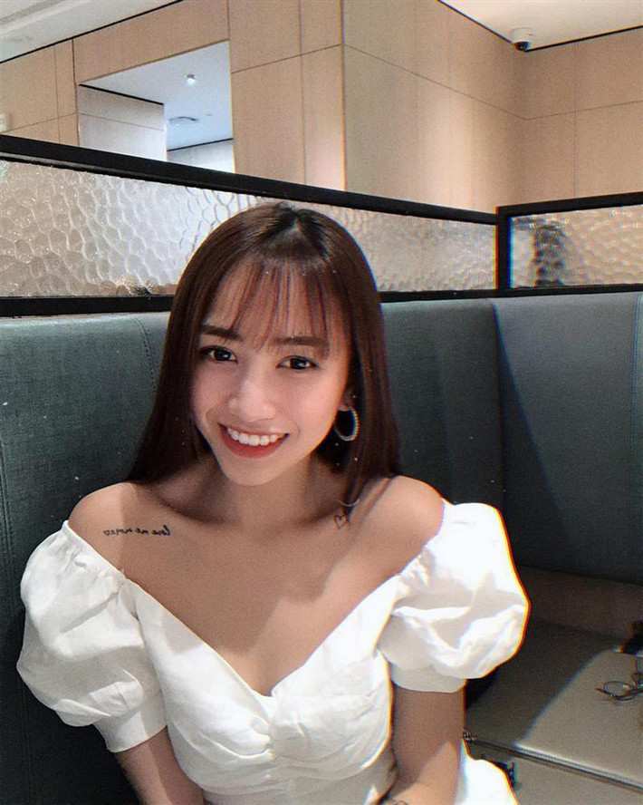 Cặp đôi Minh Anh và Tâm Nguyễn quen nhau đã hơn 5 năm, rất hay đi du lịch cùng nhau. Mối quan hệ của cặp đôi với gia đình hai bên cũng rất tốt.