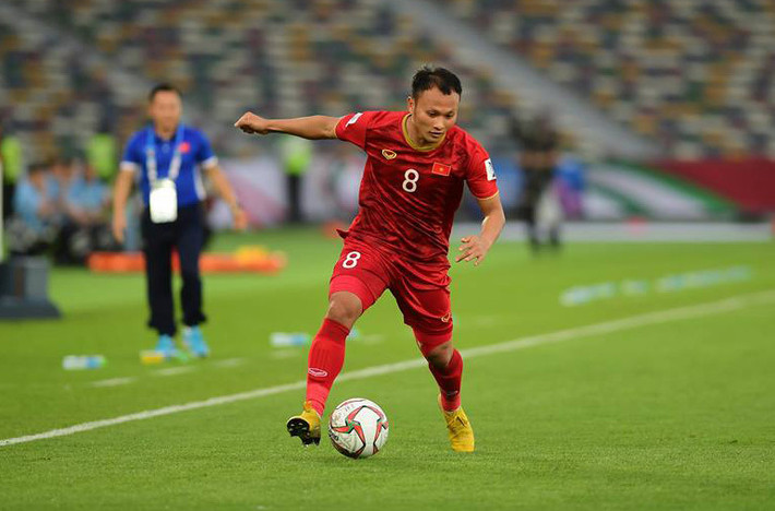 Trọng Hoàng rời sân ở phút 117 nhường chỗ cho Minh Vương. Anh được FOX Sports Asia chấm 8 điểm, chỉ kém những cầu thủ trực tiếp ghi bàn và lập công trong loạt đá 11m như Công Phượng hay Đặng Văn Lâm.