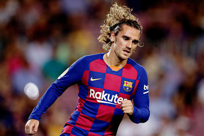 Trong bối cảnh Antoine Griezmann khó hoà nhập ở Barcelona, Thượng tầng đội chủ sân Camp Nou muốn đưa tiền vệ người Pháp vào phần thoả thuận để chiêu mộ Neymar với PSG.