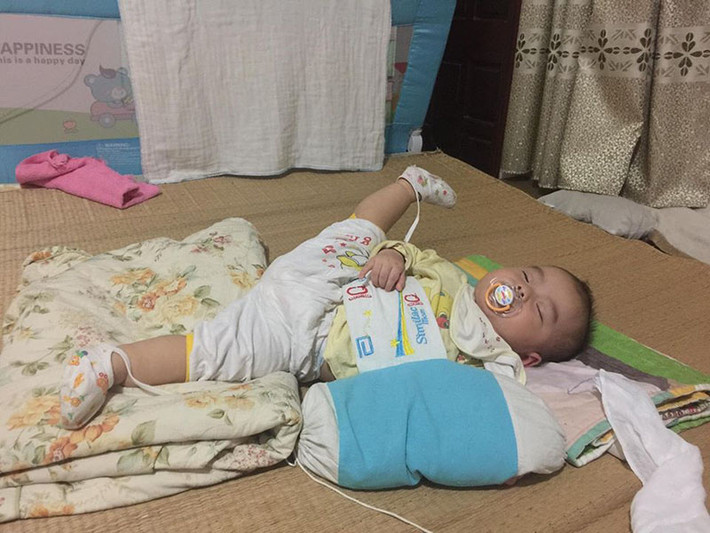 Mới đây, trên một diễn đàn mạng xã hội, chỉ với một bức ảnh khoe ảnh nhóc tì đang say ngủ với tư thế bá đạo, chủ nhân bài đăng đã nhận được hơn 20 nghìn lượt like.