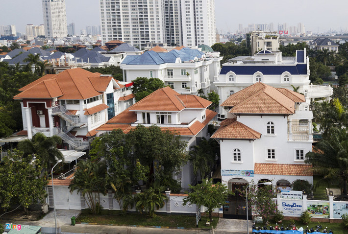 Ngoài để ở, nhiều căn biệt thự có diện tích lớn tại khu Thảo Điền còn được cho thuê làm trường quốc tế, trụ sở các công ty, cơ quan nước ngoài.
