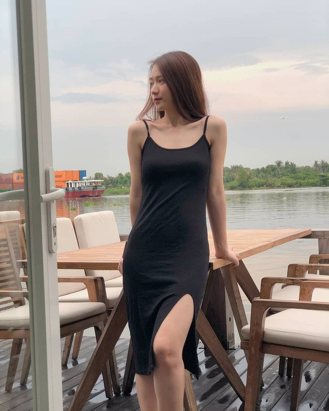 Trâm Anh cũng là một cựu học sinh của trường THPT Phan Đình Phùng. Cô từng gây sốt với tấm hình chụp trong lễ bế giảng. Danh xưng "hot girl mặt mộc" cũng theo Trâm Anh từ đó.