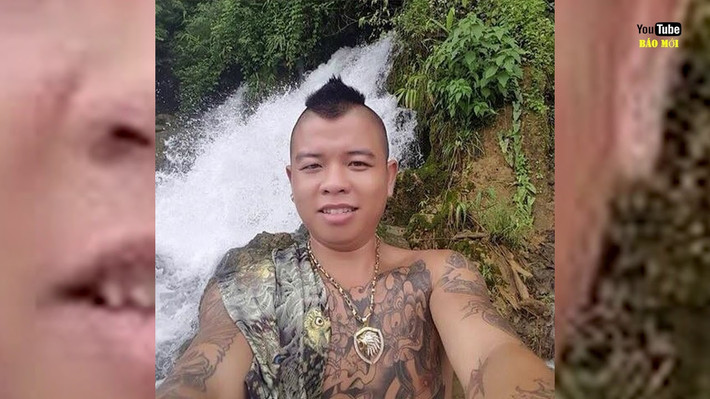 Bên cạnh Khá Bảnh, Dương Minh Tuyền (SN 1986 tại Bắc Ninh) là nhân vật cộm cán trong giới giang hồ MXH với biệt danh "thánh chửi". Với chiêu trò phản cảm nhưng Tuyền được dân mạng chú ý. Tháng 4/2017, Tuyền bị tuyên án 32 tháng tù về các tội Gây rối trật tự công cộng và Hủy hoại tài sản.