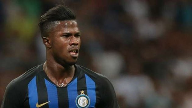 Theo Calciomercato, 1 trong số những cái tên được AC Milan nhắm đến là Keita Balde Diao. Chàng trai 24 tuổi hiện đang khoác áo AS Monaco và hứa hẹn sẽ giúp ích rất nhiều cho đội bóng thành Milan bởi anh đã quá quen với môi trường Serie A.