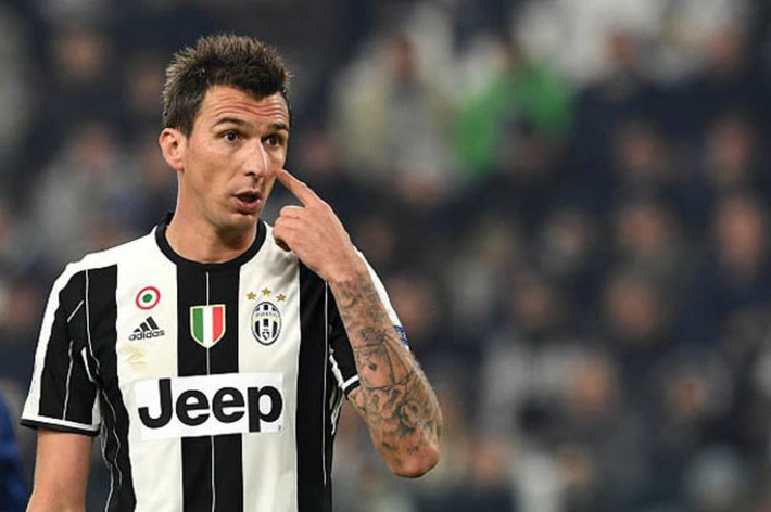 Chuyển nhượng bóng đá từ The Sun, Mario Mandzukic của Juventus chính là mục tiêu số 1 của MU, bất chấp cầu thủ này đã 33 tuổi.