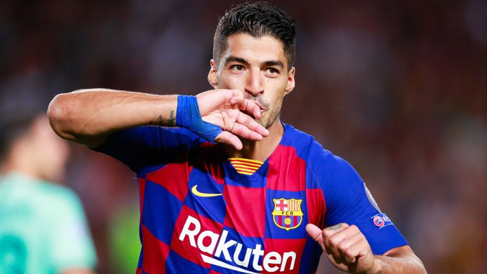 Theo Voetbalzone, khi được hỏi liệu bản thân muốn BLĐ Ajax chiêu mộ ngôi sao nào về trong tương lai để thúc đẩy đà phát triển của đội bóng, Daley Blind đã không ngần ngại đưa ra 4 cái tên. Đó là bộ 3 đang thi đấu cho Tottenham Hotspur, bao gồm Toby Alderweireld, Jan Vertonghen, Christian Eriksen cùng Luis Suarez của Barcelona.