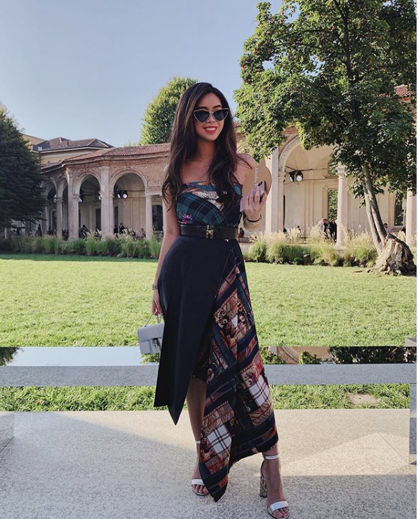 Đến hẹn lại lên, cứ tới mùa diễn ra tuần lễ thời trang của các thương hiệu lớn là Thảo Tiên - em chồng Hà Tăng lại góp mặt với những bộ trang phục xa xỉ đẹp lộng lẫy, không hổ danh Rich Kid Việt Nam.