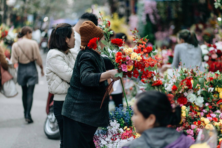 Hơn 100 năm kể từ phiên họp đầu tiên, không năm nào Hàng Lược giáp Tết lại không có chợ hoa. Đây là một trong những chợ hoa có lịch sử lâu đời nhất Việt Nam, có từ thời nhà Lê và được duy trì tới tận ngày nay.