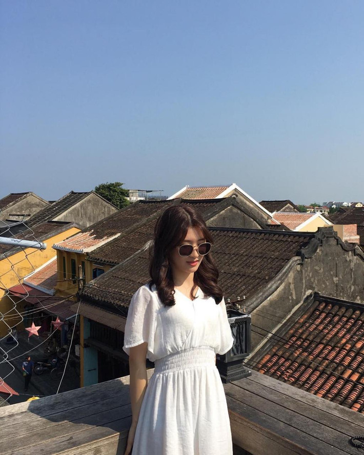 Chứng kiến cảnh đông đúc, ồn ào, nhiều người bày tỏ thái độ khó chịu, đặc biệt là những người tới quán cafe này chỉ để thưởng thức cafe và sự bình yên đúng nghĩa khi tới du lịch Hội An. Ảnh minh họa.