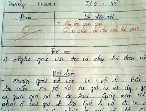 Xem xong những lời phê của giáo viên, cô cậu học trò chỉ biết cười trừ bởi những chiêu trò của mình luôn bị "bắt bài" một cách thần kì.