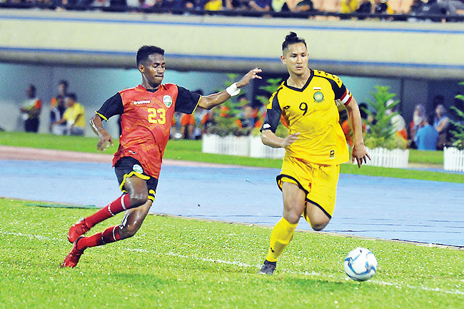 Cầu thủ được nhắc tới với gia thế khủng trong đội hình của U23 Brunei sắp đấu với đội tuyển U23 Việt Nam đó là Faiq Bolkiah. Ngôi sao này này từng ăn tập trong màu áo các câu lạc bộ danh tiếng ở Anh như Southampton, Arsenal, Chelsea và Leicester City.
