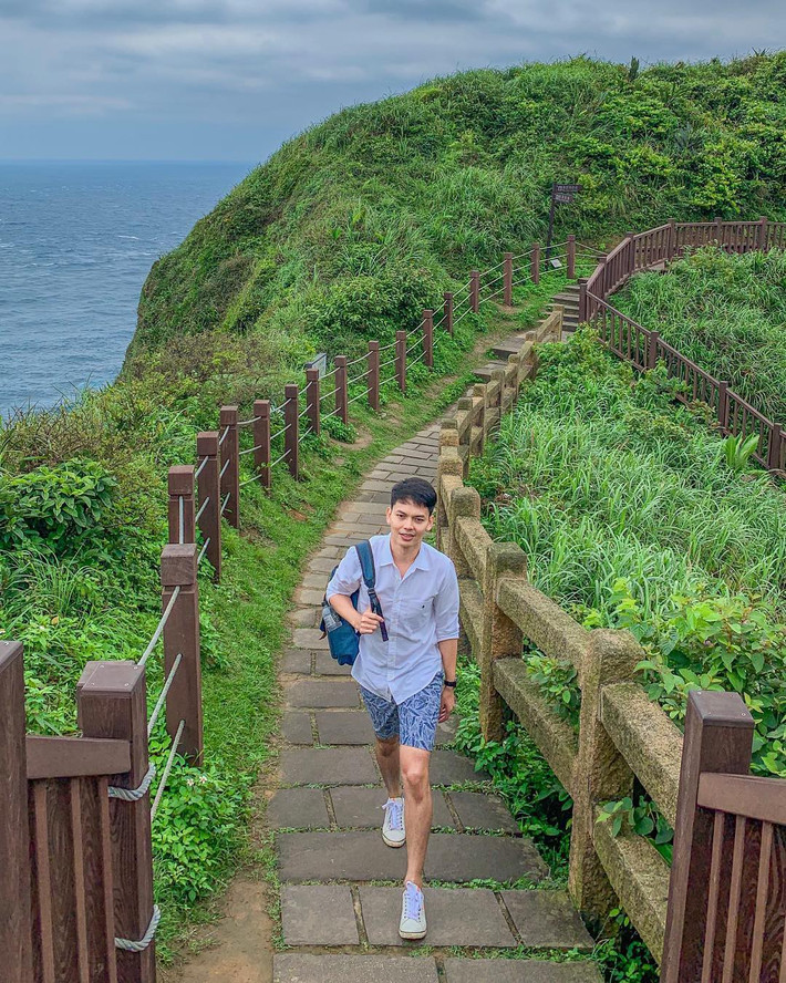 Mũi Bitou Cape, ở Cơ Long, cách trung tâm Đài Bắc 50 km, đây là địa điểm check-in thuộc dạng "cực phẩm" tại Đài Loan.