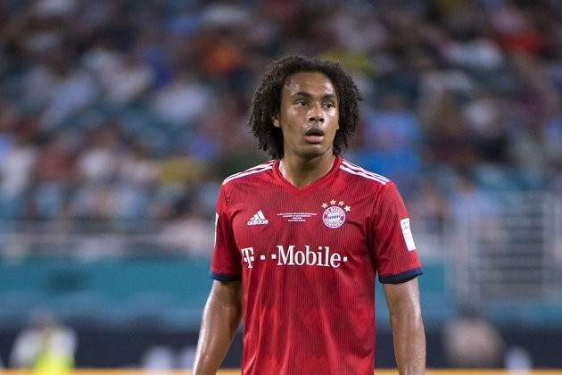 Bayern Munich vừa đập tan sự nhòm ngó của các đội bóng khác dành cho một tài năng trẻ sáng giá của mình là Joshua Zirkzee bằng 1 bản hợp đồng gia hạn 1 năm.