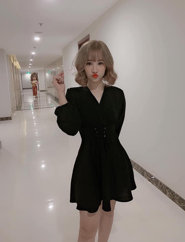 Tuy nhiên, đâu đó vẫn xuất hiện những thánh photoshop có tâm khi sẵn sàng giúp cô nàng Yến Tatoo chỉnh sửa ảnh.
