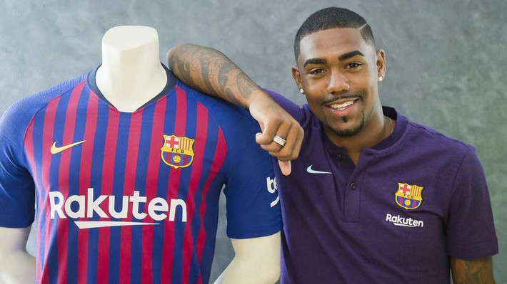 Nguồn tin từ Goal tiết lộ, Dalian Yifang và Shanghai SIPG đã bày tỏ ý định chiêu mộ Malcom của Barcelona. Để có được chữ ký của Malcom, 2 CLB này phải chi it nhất số tiền 50 triệu euro.