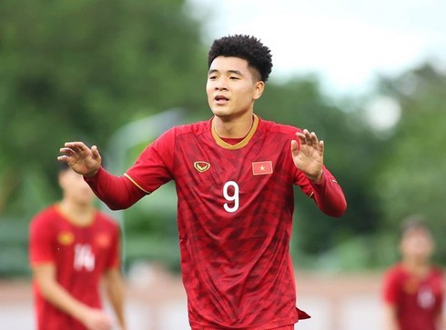 Dù không ghi bàn trong trận đấu với U22 Indonesia nhưng Đức Chinh là nhân tố gây áp lực khiến hàng hậu vệ đối phương phải lúng túng.
