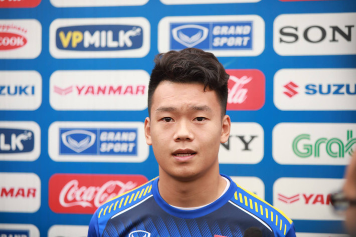 Khi hàng thủ đội tuyển U23 Việt Nam không có Duy Mạnh hay Bùi Tiến Dũng vì quá tuổi, Thành Chung sẽ là nhân tố đáng chú ý của U23 Việt Nam.