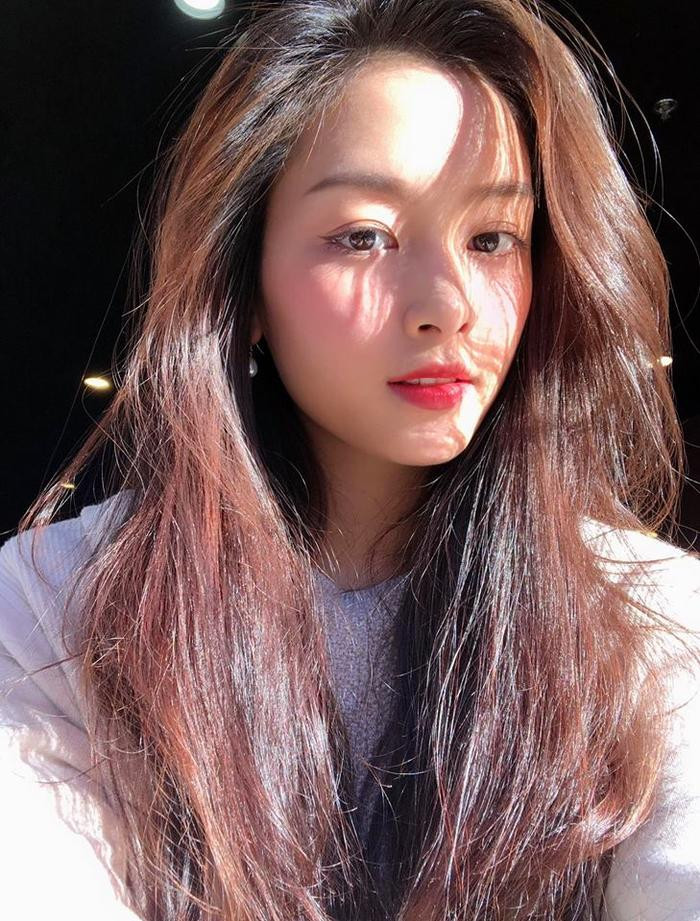 Cũng bởi nhan sắc ngày càng mặn mà khiến Tố Anh một lần nữa lại khiến nhiều dân mạng mà đặc biệt hội anh em phải xao xuyên.