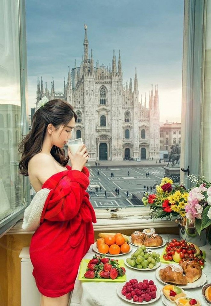 Đây là căn phòng rất hiếm và cực khó để đặt được bởi view của nó sẽ giúp bạn có thể nhìn trọn nhà thờ với khung cảnh tuyệt đẹp lúc bình mình lên ở thành phố Milan.