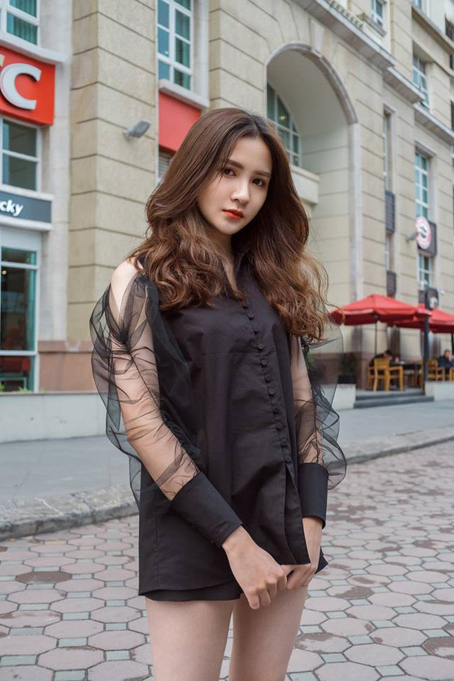 Bên cạnh việc đam mê các môn học về khối ngành Kỹ thuật, Minh Tâm cũng có sở thích chụp ảnh từ bé nên trở thành người mẫu ảnh cũng là điều cô bạn ấp ủ bấy lâu nay.