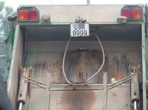 Xe rác với tứ quý 9. Hàng khủng đây chứ đâu.