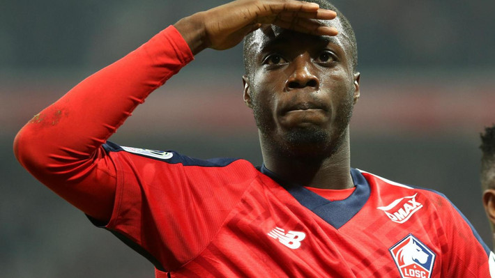 Theo một số nguồn tin ở Pháp, Chelsea là một trong những đội đã có động thái tiếp cận Nicolas Pepe trước khi kỳ chuyển nhượng mùa hè mở cửa. Ngoài đội chủ sân Stamford Bridge, những cái tên lớn khác như Bayern Munich, Paris Saint-Germain, Arsenal, Manchester United và Barcelona đều đang theo sát cầu thủ người Ivorian. Họ sẽ là những đối thủ đáng gờm của Chelsea.