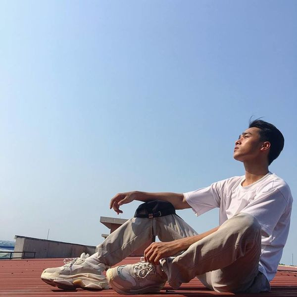 Anh Tuấn chia sẻ: "Mình nghĩ là hotboy hay không thì không chỉ đánh giá riêng vẻ bề ngoài mà còn nhiều thứ khác. Còn mình thấy mình không quá nổi bật nên được gọi là hotboy cũng hơi ngại."