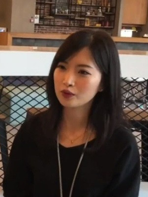 Với người phụ nữ vẻ đẹp tâm hồn lẫn hình thể luôn được đề cao. Dẫu vậy, nhiều người vẫn cho rằng một trong số những lý do lớn nhất dẫn đến việc con gái bị "ế" chính là vì nhan sắc họ không được xinh xắn cho lắm.