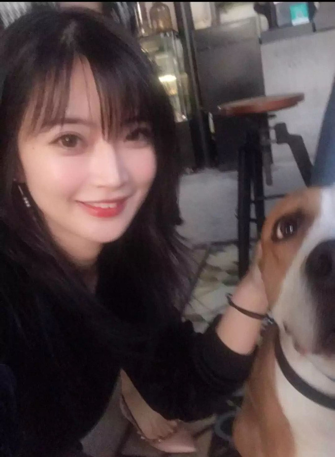 Những tưởng vừa xinh vừa giỏi như vậy, nữ chính của chúng ta chắc hẳn sẽ rất dễ dàng tìm được ý trung nhân. Vậy mà sự thật thì ngược lại, do công việc quá bận rộn, cô nàng gần như không có thời gian cho riêng mình.