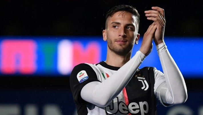 Chuyển nhượng cầu thủ từ Marca, Barca có ý định chiêu mộ Rodrigo Bentancur. Tiền vệ người Uruguay đã ra sân 40 trận trong mùa giải vừa qua và anh cũng mới cam kết tương lai với Bianconeri đến tháng 6/2020.