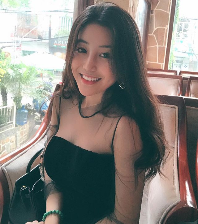 Sau đó, màn giải thích không trọn vẹn, không đưa được bằng chứng phản biện của Võ Ngọc Trân đã vấp phải nhiều tranh cãi.