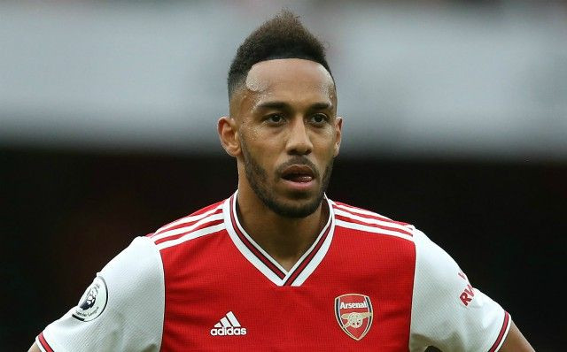 Theo nguồn tin từ El Desmarque hai Gã khổng lồ Tây Ban Nha, Barcelona và Real Madrid đang hy vọng họ có thể tận dụng tình huống này bằng cách thực hiện một động thái chiêu mộ Aubameyang vào năm tới.