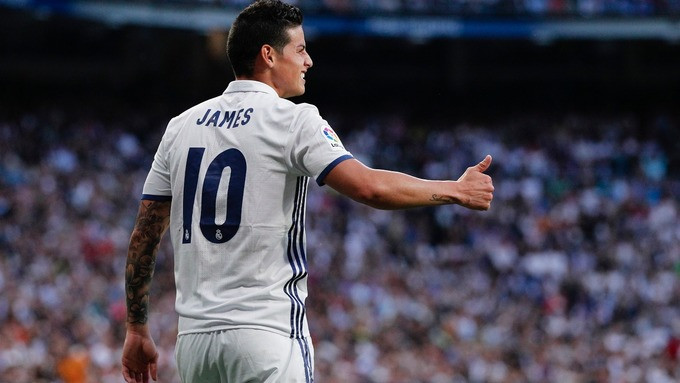Theo Sunday Express, James Rodriguez ưu tiên trở lại Real Madrid thi đấu. Vì thế, tiền vệ người Colombia sẽ hoàn thành hợp đồng cho mượn với Bayern Munich đến hết mùa này thay vì rời "Hùm xám" trong tháng Giêng, qua đó chính thức từ chối Arsenal.