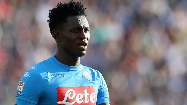 Để tránh rơi vào tình trạng bị động ở hàng tiền vệ, AC Milan đang theo dõi Amadou Diawara của Napoli. Cầu thủ này cũng là mục tiêu mà Tottenham đang nhắm tới.