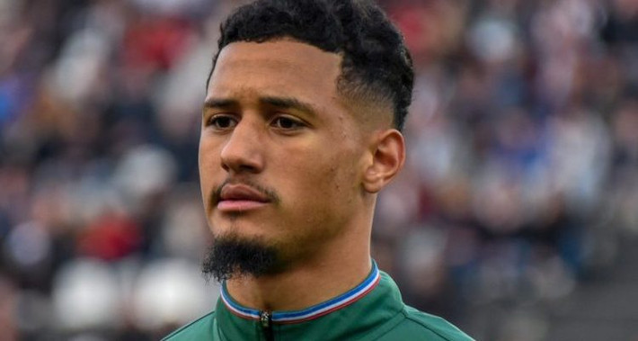 William Saliba tưởng chừng đã là người của Arsenal, nhưng việc Tottenham quyết định tham gia vào thương vụ này lại đang gây ra rất nhiều khó khăn cho đội chủ sân Emirates.