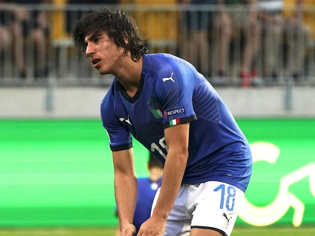 Chuyển nhượng cầu thủ từ Gazzetta dello Sport, Manchester City cũng vừa mới gia nhập cuộc đua cạnh tranh chữ ký của Tonali sau khi chủ tịch Brescia định giá 300 triệu euro.