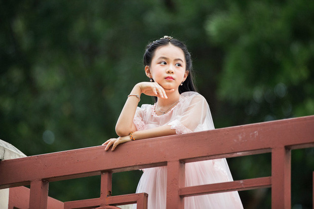 Huyền Diệu hiện đang sinh sống ở Thành phố Hồ Chí Minh. Bên cạnh việc học ở trường, cô bé còn tham gia các hoạt động nghệ thuật như người mẫu ảnh.