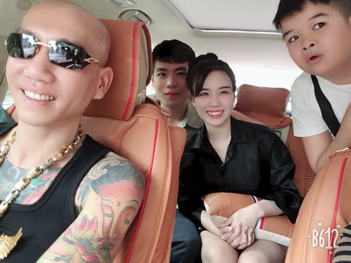 Theo Linh Miu chàng diễn viên có thân hình bé nhỏ này là một người em rất ngoan, tốt bụng không chơi bời, đàn đúm nên việc bị bắt và cáo báo có sử dụng chất kích thích là do bị hãm hại. Hot girl thị phi này thậm chí mạnh miệng khẳng định tin tưởng vào con người chàng diễn viên trẻ này và chắc chắn việc anh chàng bị bắt là hiểu lầm.