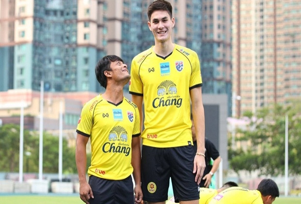 Với chiều cao khủng của mình, Ballini sẽ là thách thức với hàng tiền đạo của U23 Việt Nam.
