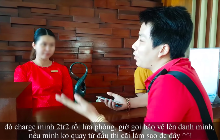 Những ngày gần đây, đoạn clip về việc lừa đảo đặt phòng ở một resort tại Mũi Né, Phan Thiết khiến nhiều người chú ý. Đặc biệt hơn, nhân vật chính trong clip này là Youtuber Khoa Pug - một gương mặt khá nổi tiếng trên mạng xã hội với lượng người theo dõi đông đảo.