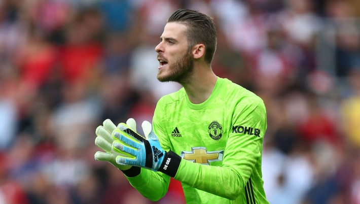 Tờ The Sun khẳng định, De Gea nói với những người bạn thân thiết của mình rằng anh từ chối MU, bởi Quỷ đỏ thiếu tham vọng lẫn thực lực để có được vinh quang.
