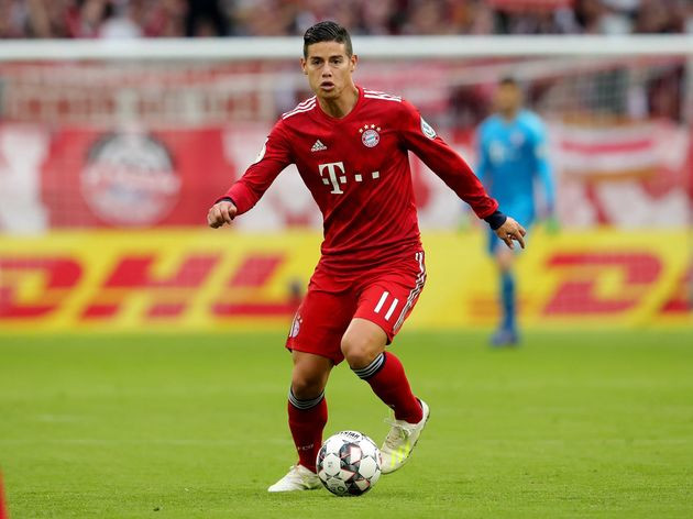 Không hẹn mà gặp, Arsenal và Liverpool đều cùng quan tâm đến James Rodriguez. Dù James đang trở thành món hàng bị thất sủng ở nhiều nơi trong thời gian qua nhưng đẳng cấp của anh vẫn là điều không cần bàn cãi. Có được James, Emery lẫn Klopp sẽ có thêm nhiều miếng đánh tấn công áp dụng cho đội bóng trong mùa giải tiếp theo.