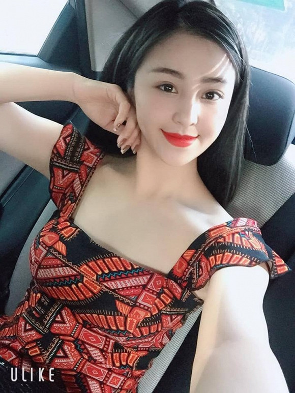 Nhiều người cho rằng, cuộc sống ở Sài Gòn đã thay đổi con người của cô gái bán bánh tráng trộn ngày nào.