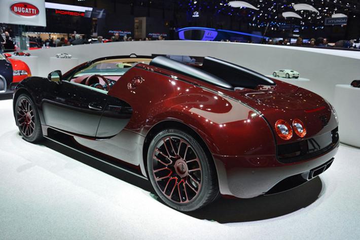 Chia sẻ tại Geneva, ông Wolfgang Durheimer, chủ tịch Bugatti cho biết: “ Những ông hoàng tốc độ Bugatti Veyron chính là bằng chứng về khả năng xuất sắc trong kỹ thuật của các kỹ sư trong công ty, qua đó mở ra một giới hạn mới trong nghành công nghiệp xe hơi”.