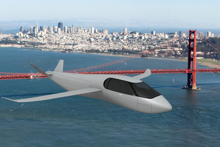 Skycruiser sử dụng công nghệ hybrid với 4 động cơ điện làm quay 4 cánh quạt giúp biến chiếc ô tô bình thường thành trực thăng trong nháy mắt. Động cơ điện có công suất 80 mã lực/chiếc giúp dễ dàng nâng Skycruiser lên dễ dàng.
