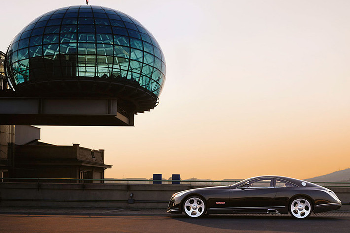 Maybach Exelero là sự kết hợp hoàn hảo của một chiếc Limo hạng sang với một chiếc coupe thể thao mạnh mẽ.