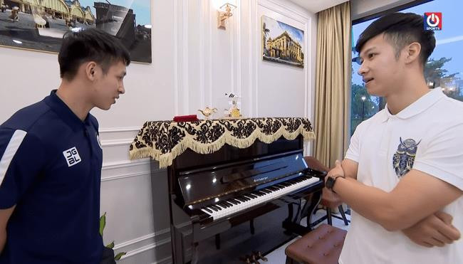 Phần lớn nội thất thiết kế trong nhà đều do bố Hùng Dũng lên ý tưởng.