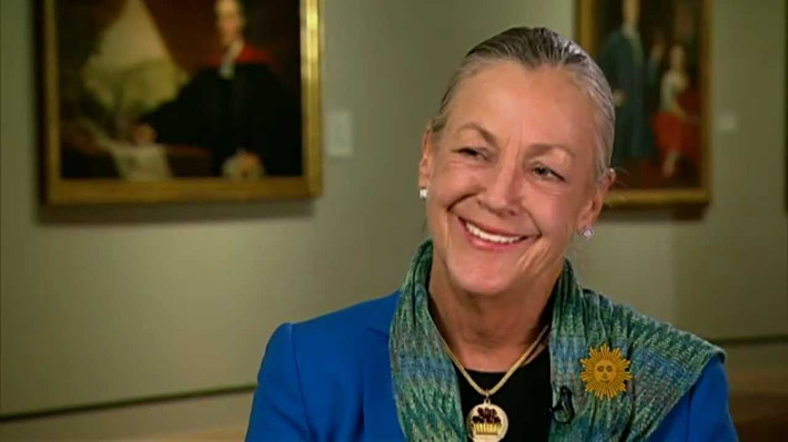 Tỷ phú người Mỹ Alice Walton giành lại vị trí số 1 trong danh sách nữ tỷ phú giàu nhất thế giới 2018 khi tài sản của bà nhảy vọt từ 33,8 tỷ USD lên 46 tỷ USD. Ảnh: Youtube.
