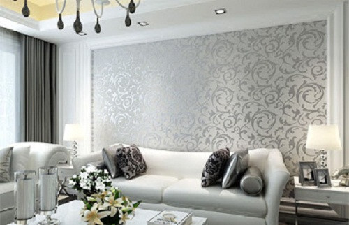 Vì vậy, cần chọn họa tiết sao cho phù hợp với vị trí căn phòng và đồ nội thất. Chẳng hạn, không gian nội thất cổ điển, có thể chọn hoa văn cầu kỳ, còn trong không gian hiện đại nên chọn mẫu hoa văn đơn giản...Ảnh: Giaydantuongdep.